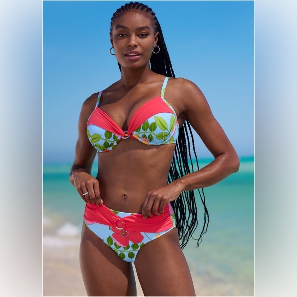 VENUS Pink and Red Bikini Swimwear DD top
